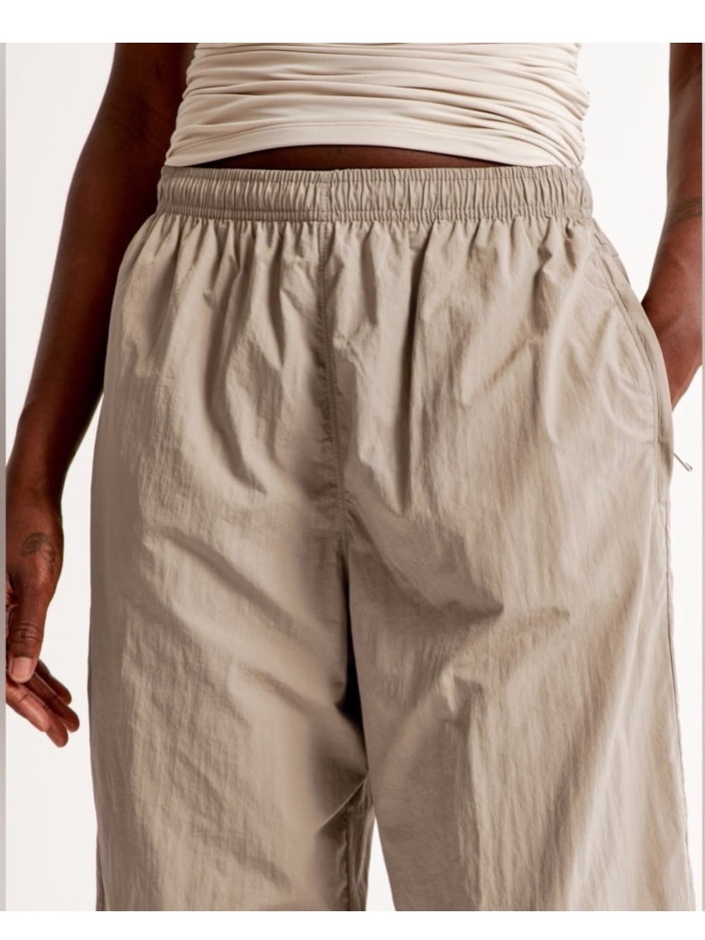 Abercrombie & Fitch Crinkle Nylon Track Pants in Khaki Beige, Size Small - Picture 6 of 14